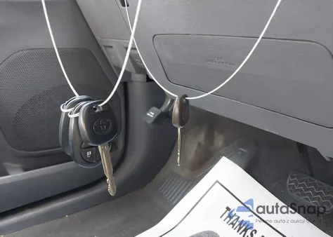 2019 Toyota Sienna Le 8 Passenger из США, поврежденный, VIN 5TDKZ3DC1KS967883